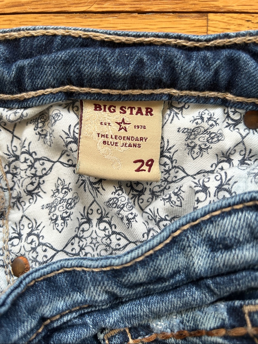 Big Star Women's Cropped Ankle Jeans in Medium Blue - Picture 4 of 6